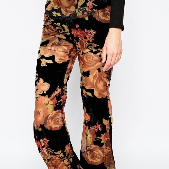 Flynn Skye Womens Black Floral Patty Flare Pant - Picture 3 of 14